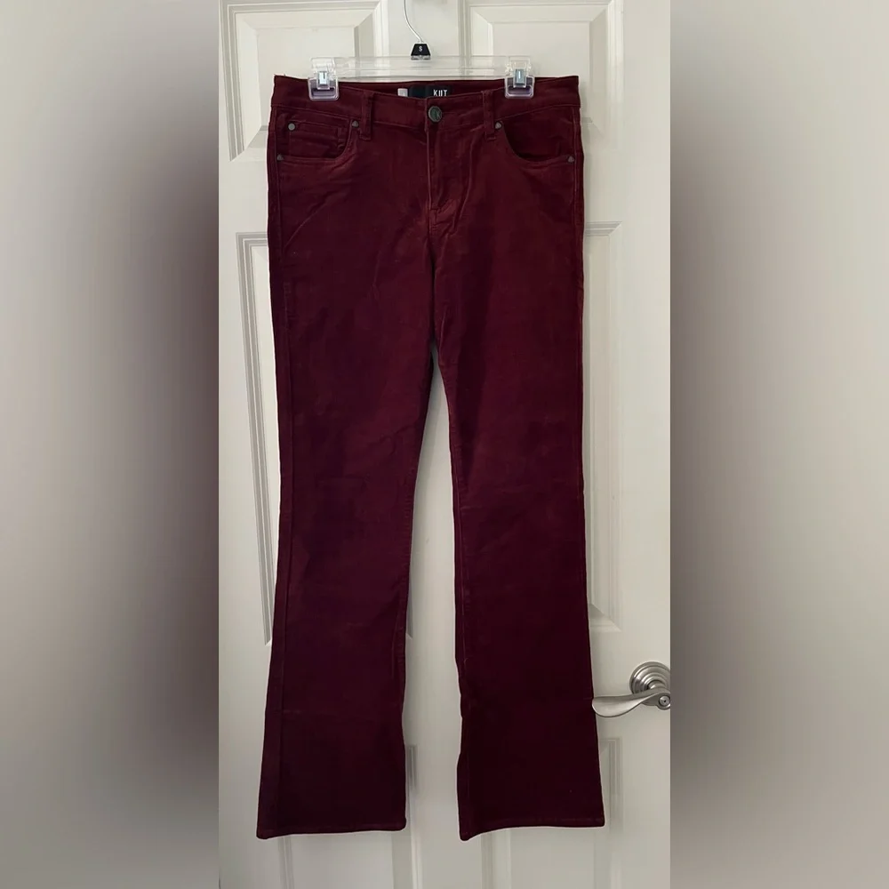 Women’s Kut from the Kloth Karen Corduroy Baby Bootcut pants Burgundy Wine 8